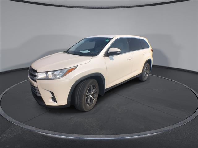 $19900 : PRE-OWNED 2019 TOYOTA HIGHLAN image 4