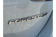 $29995 : Subaru Forester 2024 AWD Lim thumbnail