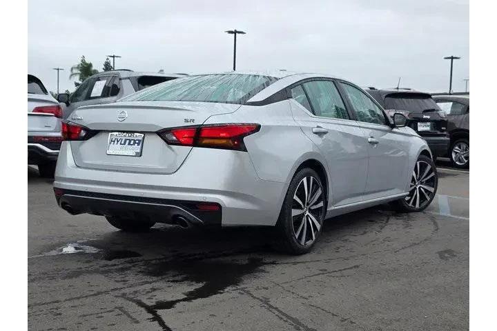 $18897 : Nissan Altima 2021 2.5 SR 4d image 7