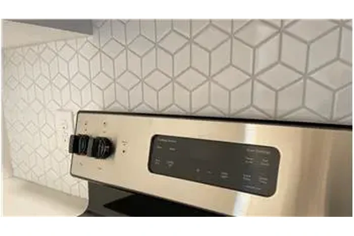 $1872 : Rental property with 1 bedro image 10