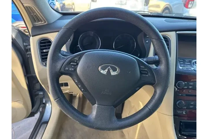 $14136 : INFINITI QX50 2016 4dr Cross image 8