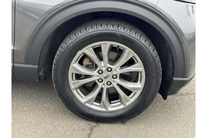 $21133 : Ford Explorer 2020 AWD XLT 4 image 8