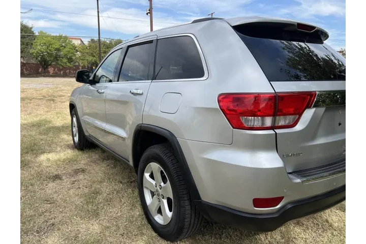 $7995 : 2012 Grand Cherokee Limited image 7
