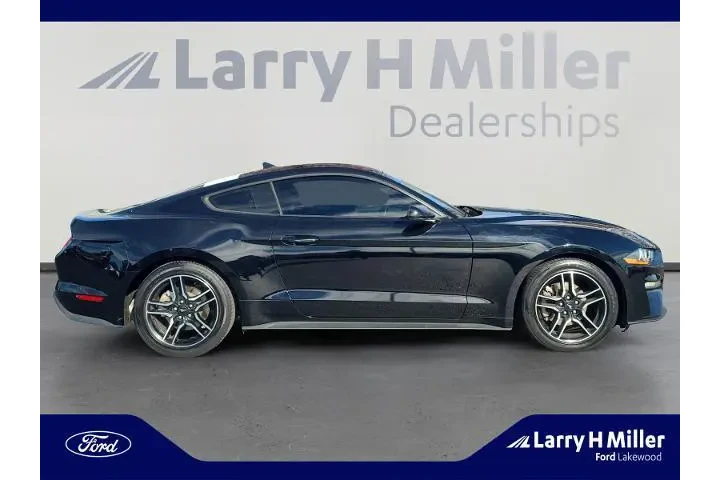 $25000 : Ford Mustang 2022 EcoBoost P image 6