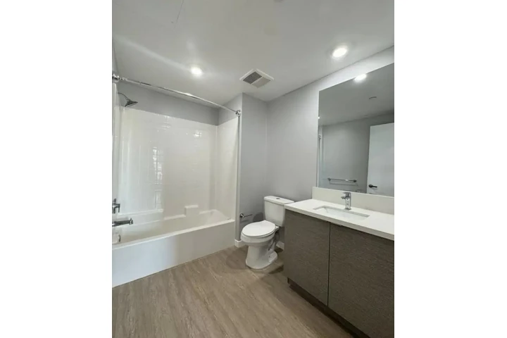 $1100 : APT 1REC//1PARKING LOS ANGELES image 6