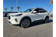 $25936 : Ford Escape Plug-In Hybrid 2 thumbnail