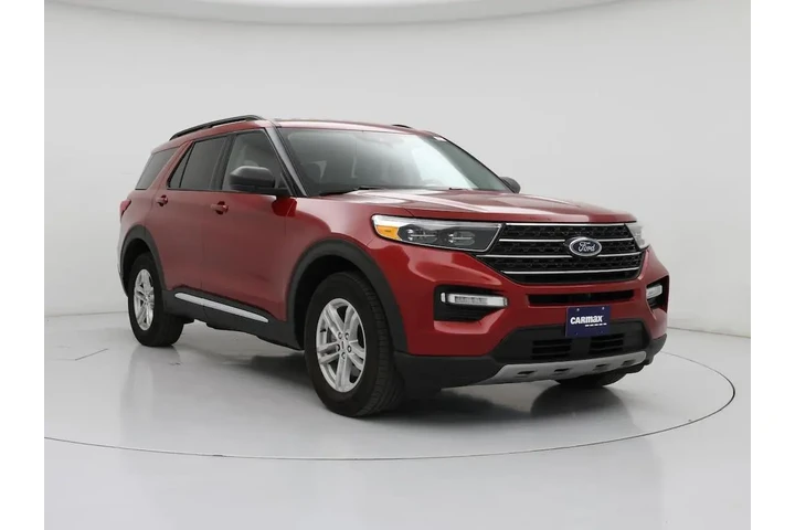 $33998 : Ford Explorer 2023 AWD XLT 4 image 1