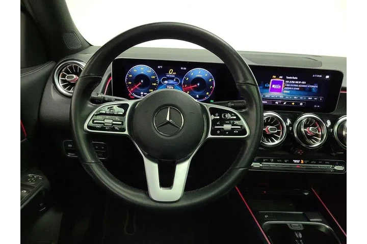 $27998 : Mercedes-Benz GLB 2021 GLB 2 image 10
