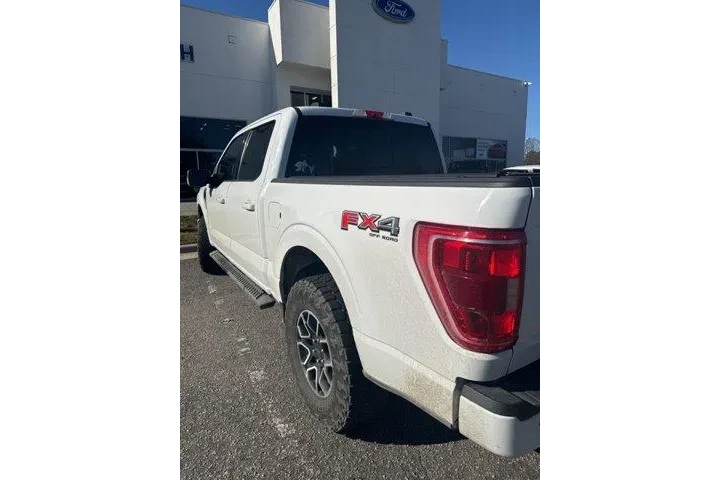 $26580 : Ford F-150 2021 4x4 XLT 4dr image 5