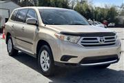 2011 Highlander thumbnail