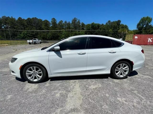 $8990 : 2016 CHRYSLER 200 image 1