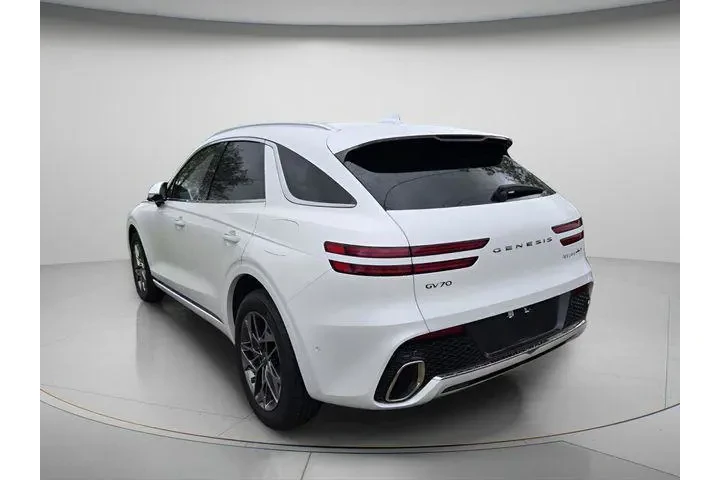 $37500 : Genesis GV70 2023 AWD 2.5T S image 7