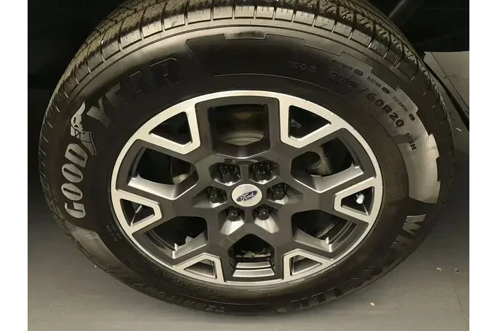 $38287 : Ford F-150 2024 4x2 STX 4dr image 9