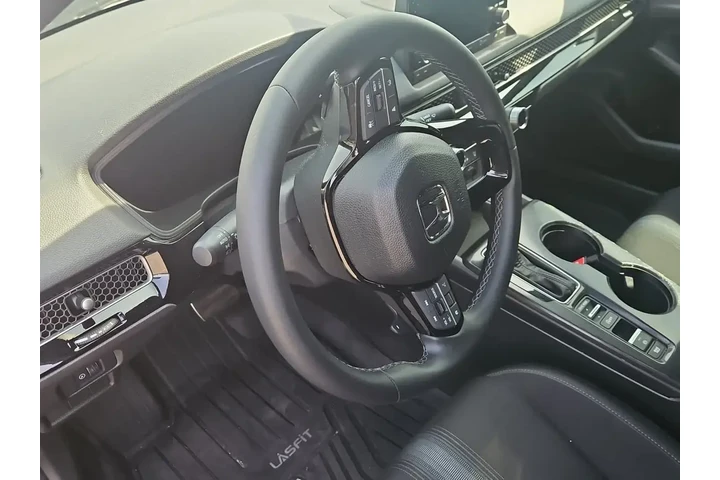 $25390 : Honda Civic 2026 Sport 4dr S image 2