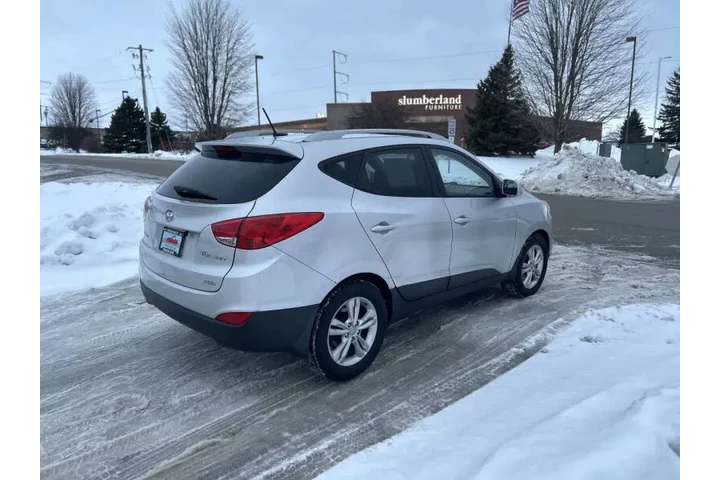 $5900 : 2011 Tucson GLS image 6