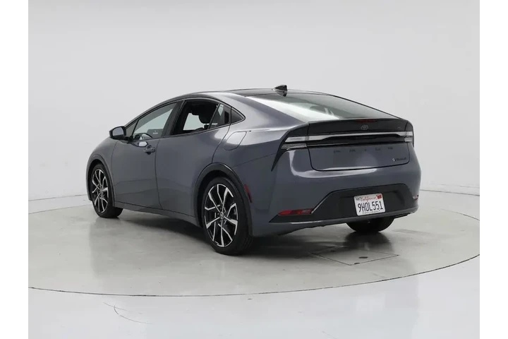 $36998 : Toyota Prius Prime 2023 XSE image 2