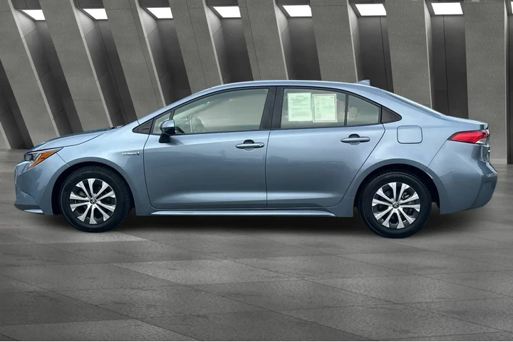 $20000 : Toyota Corolla Hybrid 2021 L image 10