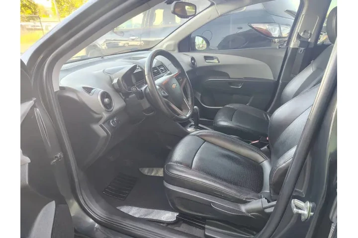 $6980 : 2014 Sonic LTZ Auto image 6