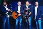 Grupo con Tuba 3239212602