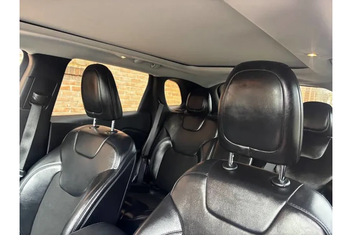 $13500 : 2021 Cherokee Latitude Plus image 9