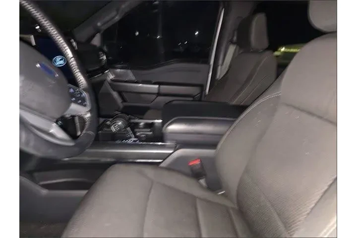 $38000 : Ford F-150 2022 4x4 XLT 4dr image 10