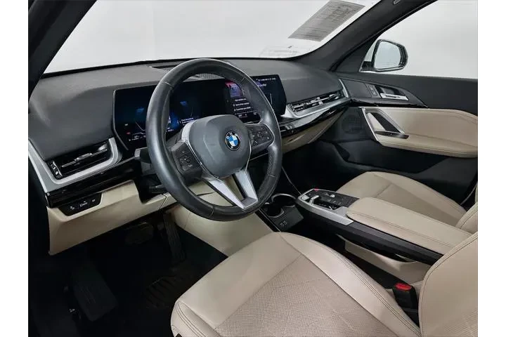 $26500 : BMW X1 2023 AWD xDrive28i 4d image 9