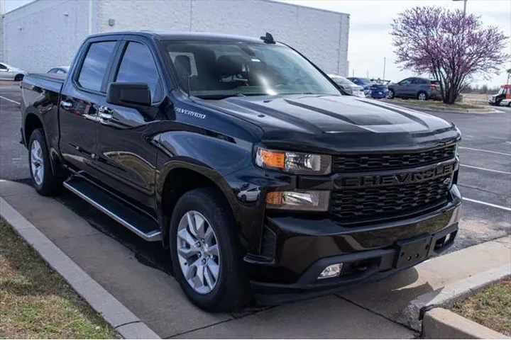 $27000 : Chevrolet Silverado 1500 202 image 3