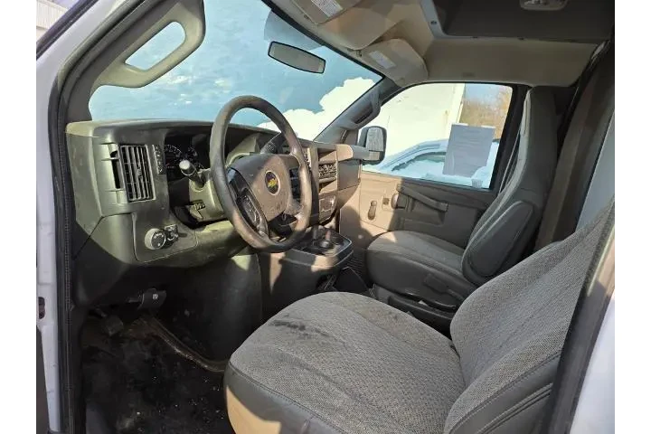 $10967 : Chevrolet Express 2016 3500 image 3