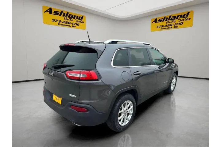 $8900 : 2015 Cherokee Latitude image 6