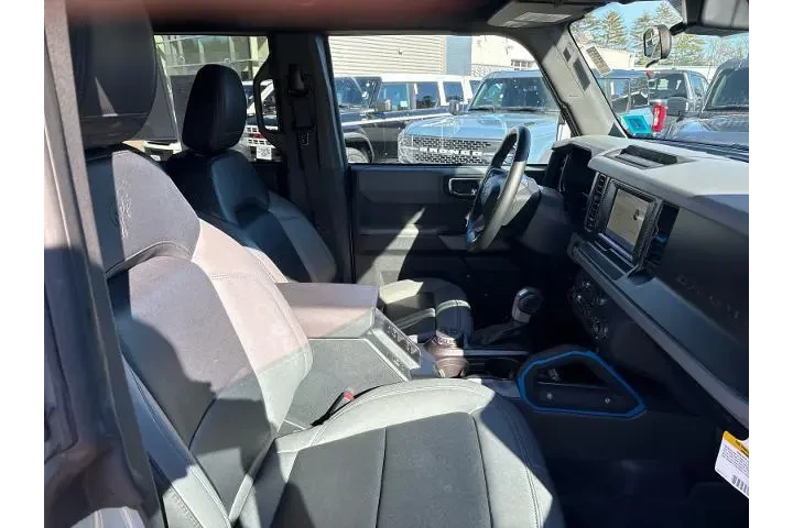 $38995 : Ford Bronco 2022 4x4 Base Ad image 10