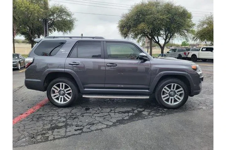 $38500 : Toyota 4Runner 2023 4x4 TRD image 2