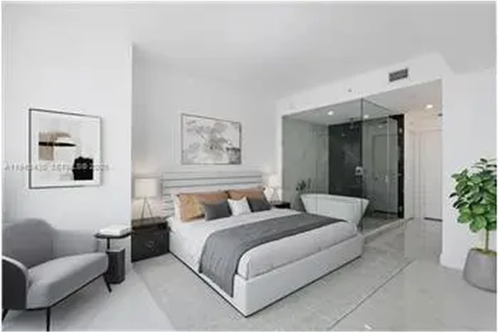 $6000 : Rental property with 1 bedro image 9