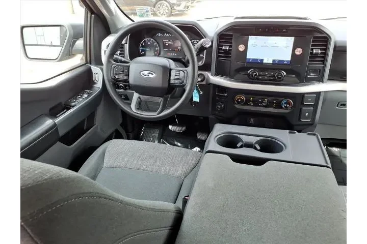 $32988 : Ford F-150 2023 4x2 XLT 4dr image 4