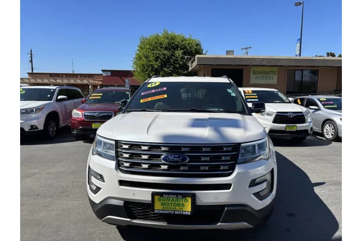 $18999 : 2017 Explorer XLT image 3