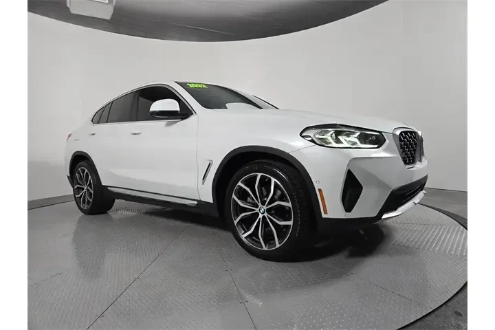$36569 : BMW X4 2022 AWD xDrive30i 4d image 2
