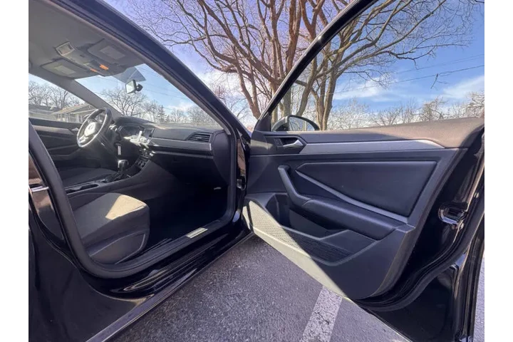 $8999 : 2019 Jetta SE image 9