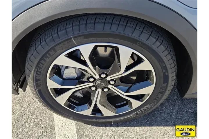 $29900 : Ford Mustang Mach-E 2024 Sel image 10