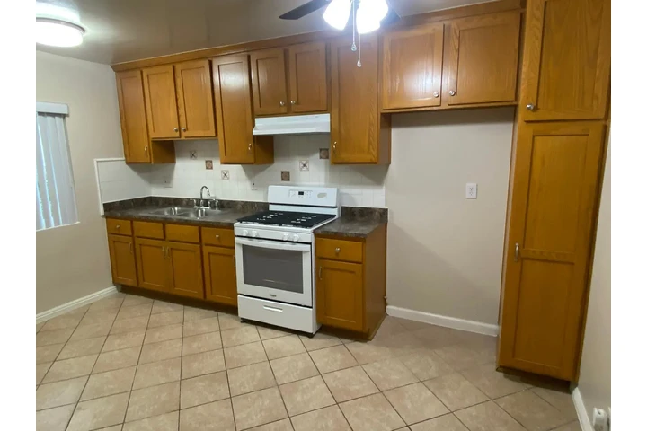 APARTAMENTO REMODELADO image 1