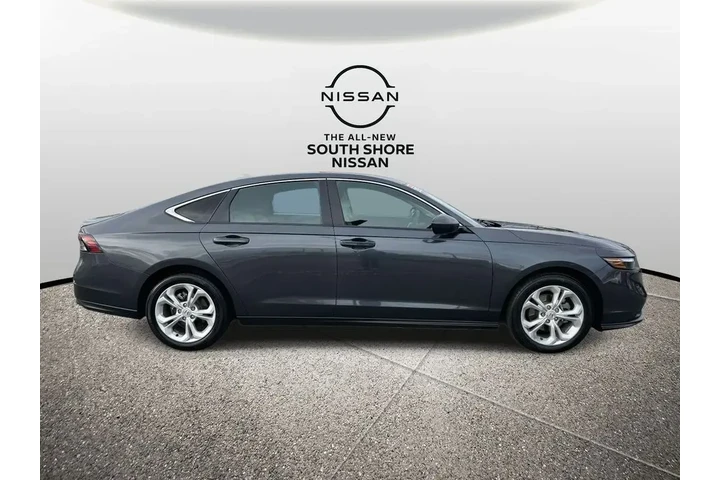 $23965 : Honda Accord 2025 LX 4dr Sed image 5