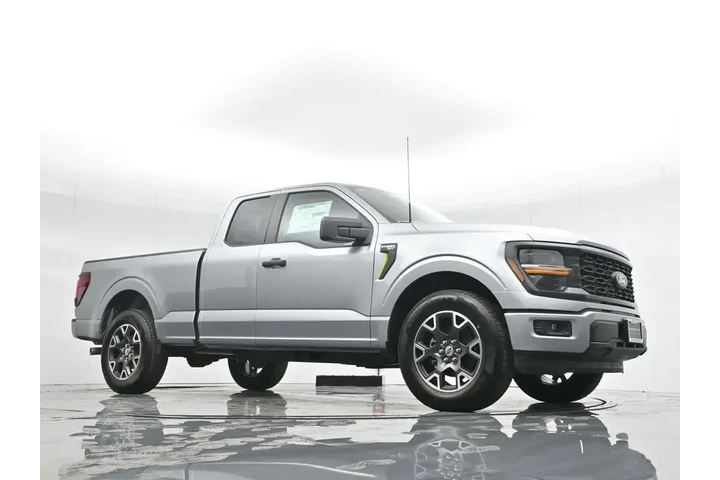 $37211 : Ford F-150 2024 4x2 STX 4dr image 2