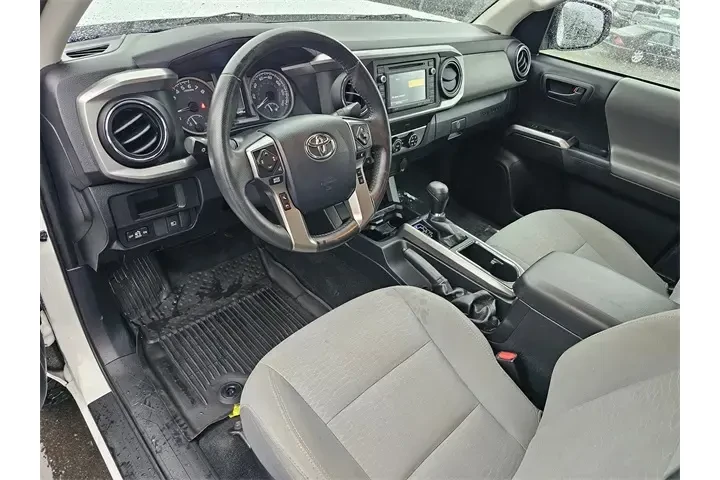 $32991 : Toyota Tacoma 2019 4x4 TRD P image 2