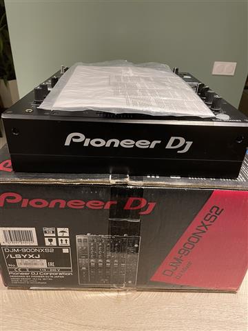 Pioneer CDJ-3000/DJM V10 Mixer image 4