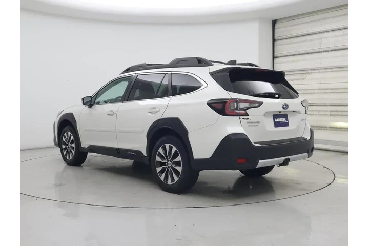 $27998 : Subaru Outback 2023 AWD Limi image 2