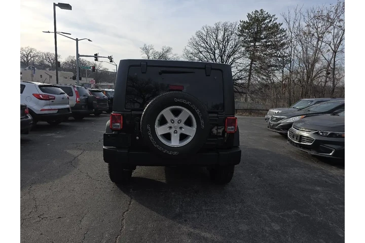 $13900 : 2015 Wrangler Unlimited Sport image 6