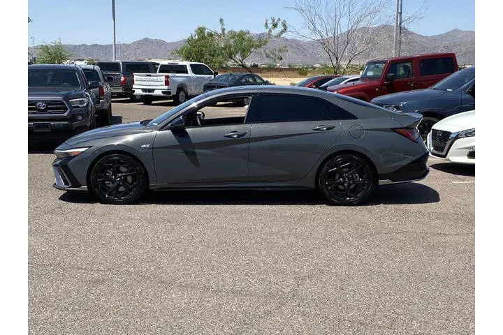 $25261 : Hyundai ELANTRA 2025 N Line image 6