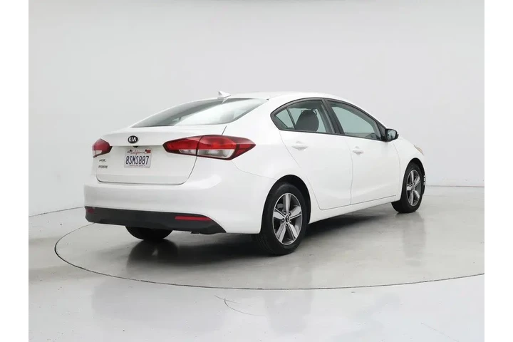 $13998 : Kia Forte 2018 LX 4dr Sedan image 8
