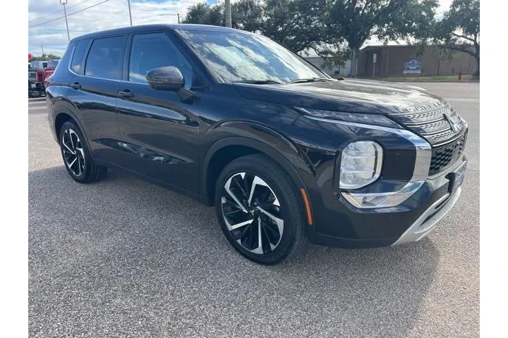 $21995 : Mitsubishi Outlander 2022 AW image 4