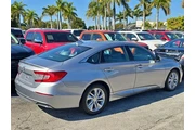 $16990 : Honda Accord 2020 LX 4dr Sed thumbnail