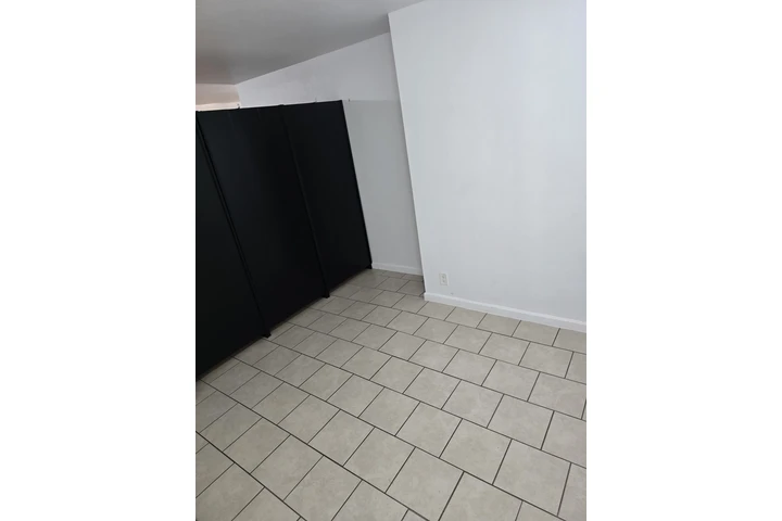 $650 : Parte de la sala image 1
