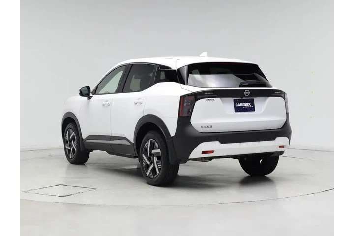 $22998 : Nissan Kicks 2025 SV 4dr Cro image 2